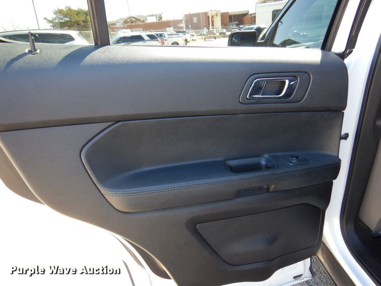 image for item DK4458 2016 Ford Explorer Police Interceptor  SUV