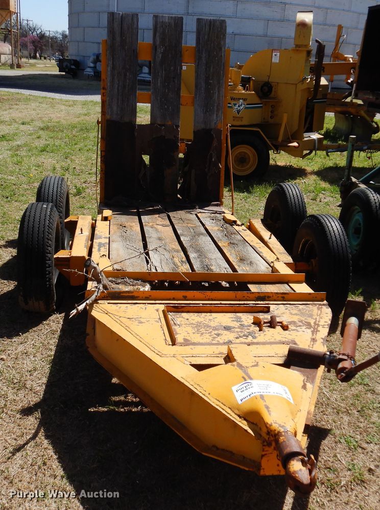 image for item DK4472 Utility trailer