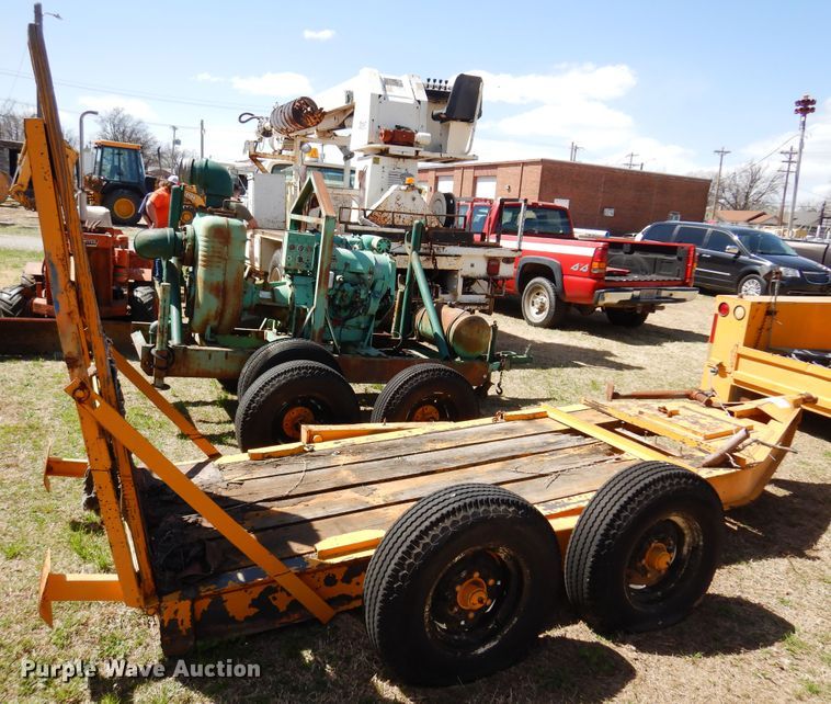 image for item DK4472 Utility trailer