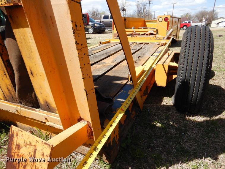 image for item DK4472 Utility trailer