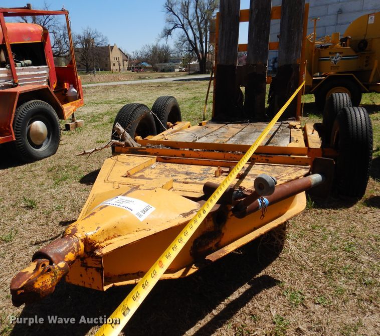 image for item DK4472 Utility trailer
