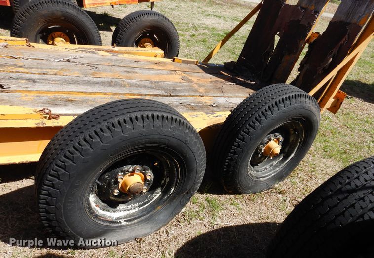 image for item DK4472 Utility trailer