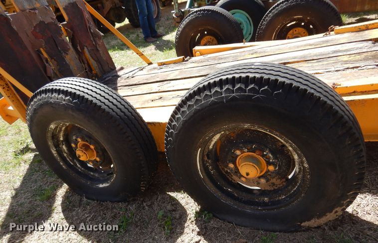 image for item DK4472 Utility trailer