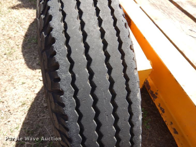 image for item DK4472 Utility trailer