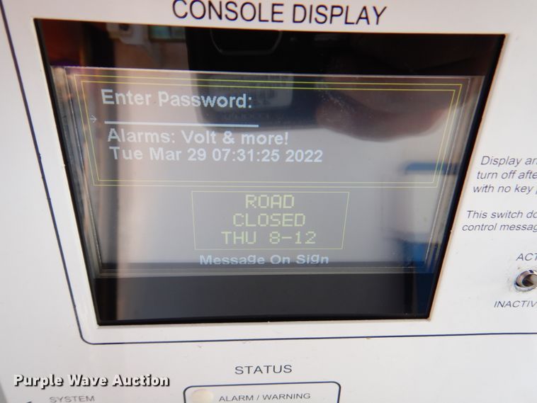 image for item DM6053 2007 Wanco  message board trailer