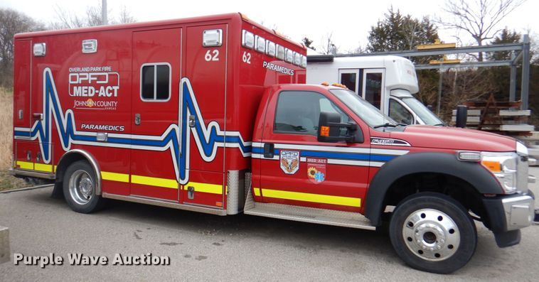 image for item DM6059 2015 Ford F450 Super Duty  ambulance