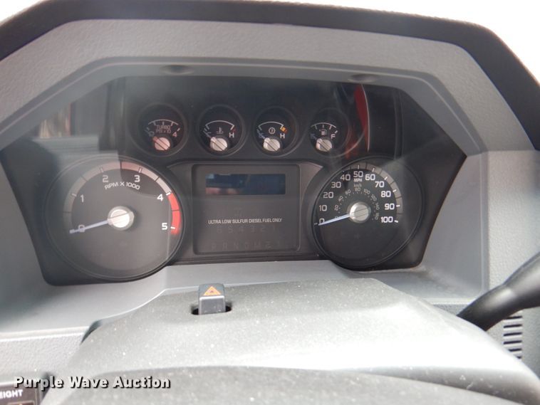 image for item DM6059 2015 Ford F450 Super Duty  ambulance