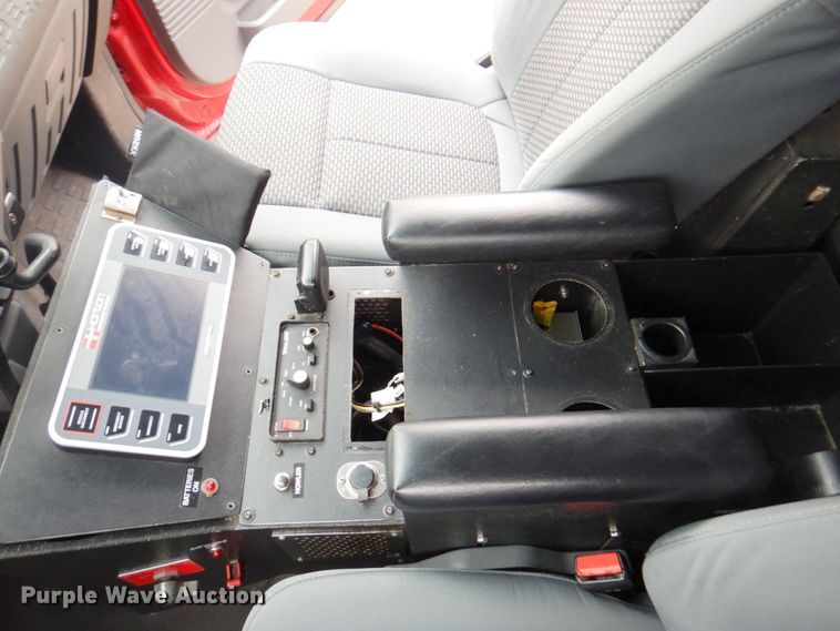 image for item DM6059 2015 Ford F450 Super Duty  ambulance