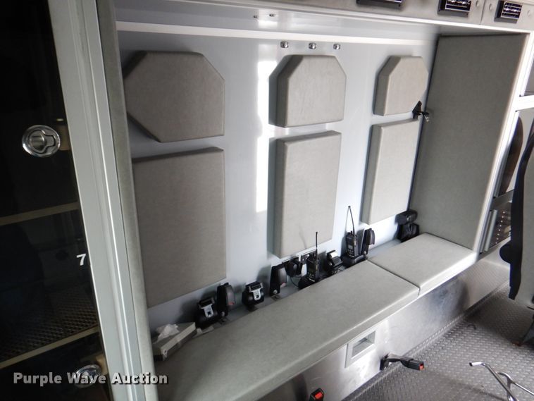 image for item DM6059 2015 Ford F450 Super Duty  ambulance