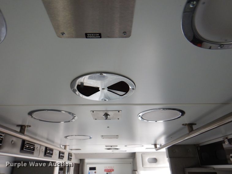 image for item DM6059 2015 Ford F450 Super Duty  ambulance