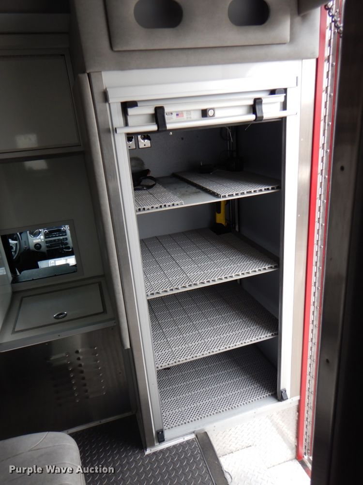 image for item DM6059 2015 Ford F450 Super Duty  ambulance