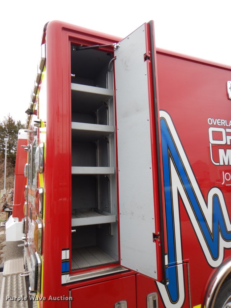 image for item DM6059 2015 Ford F450 Super Duty  ambulance