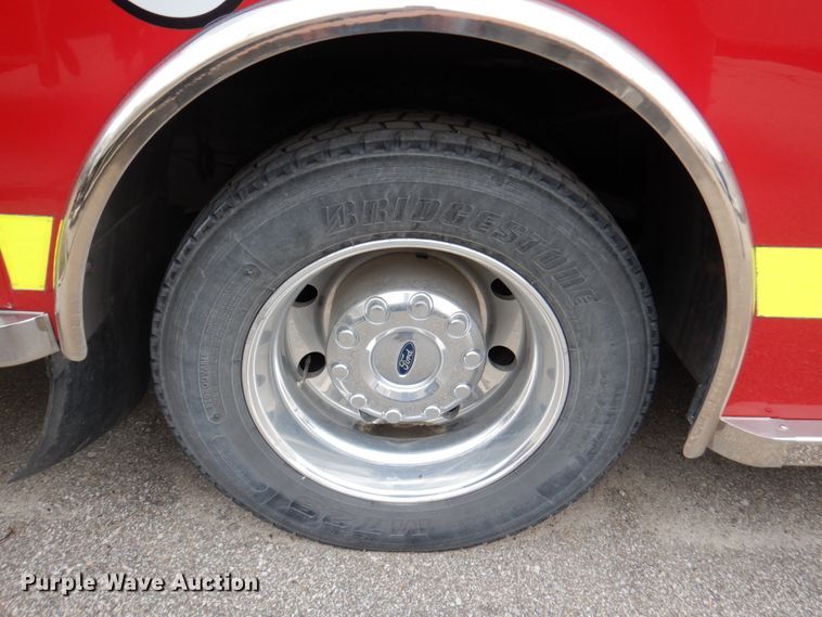 image for item DM6059 2015 Ford F450 Super Duty  ambulance