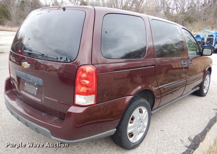 image for item DM6060 2008 Chevrolet Uplander LS  van