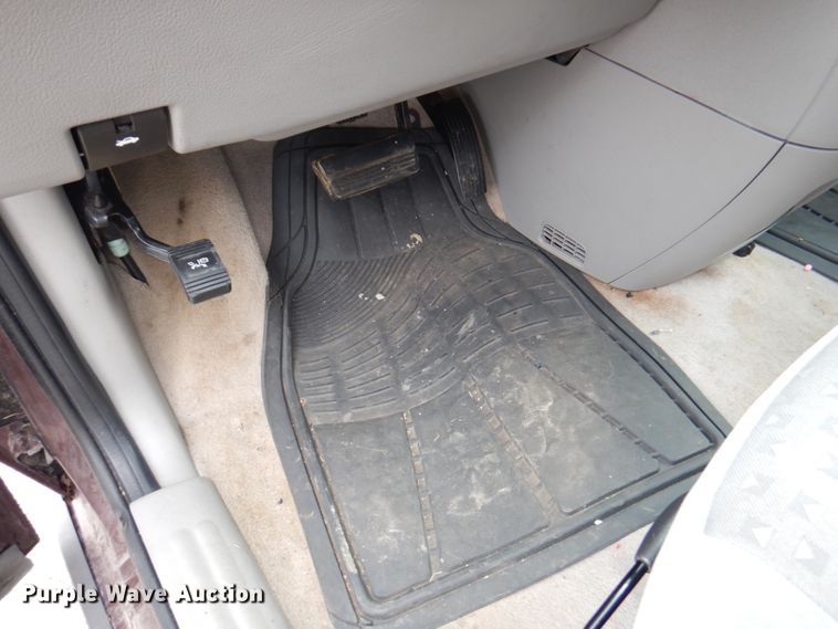 image for item DM6060 2008 Chevrolet Uplander LS  van