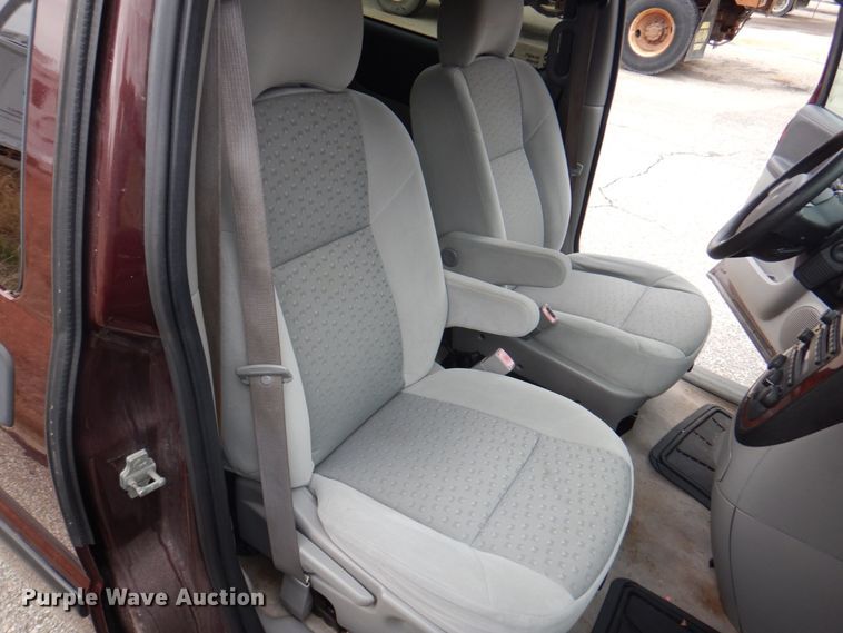 image for item DM6060 2008 Chevrolet Uplander LS  van