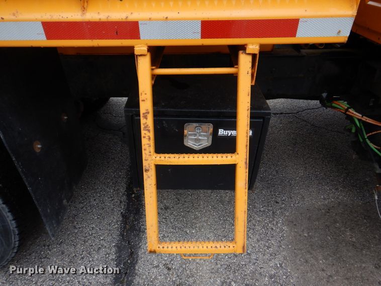 image for item DM7275 2006 International 7400  dump truck