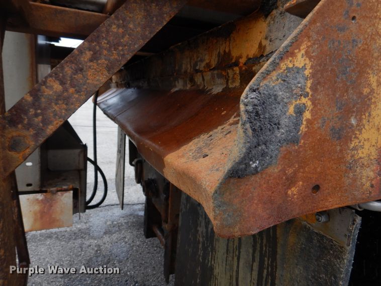 image for item DM7275 2006 International 7400  dump truck