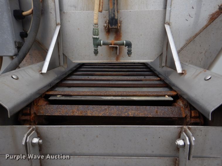 image for item DM7275 2006 International 7400  dump truck