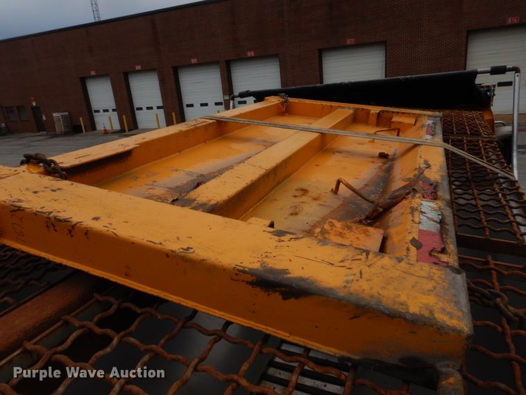 image for item DM7275 2006 International 7400  dump truck