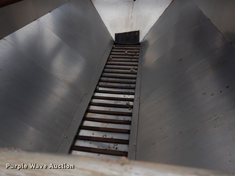 image for item DM7275 2006 International 7400  dump truck