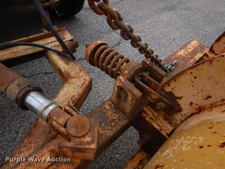 image for item DM7275 2006 International 7400  dump truck