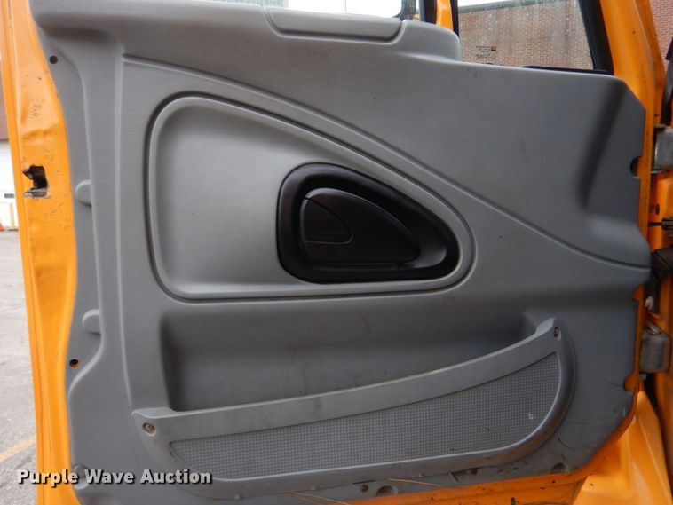 image for item DM7275 2006 International 7400  dump truck