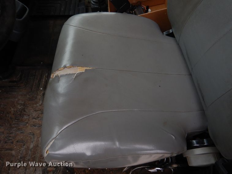 image for item DM7275 2006 International 7400  dump truck