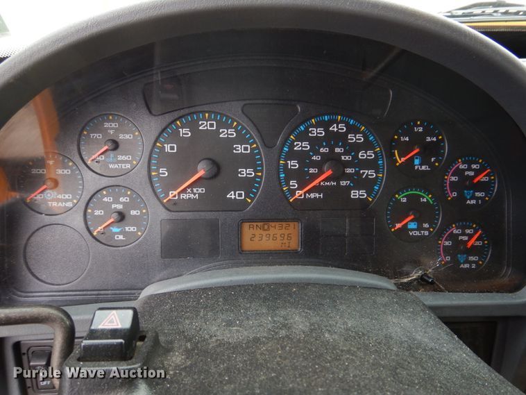 image for item DM7275 2006 International 7400  dump truck