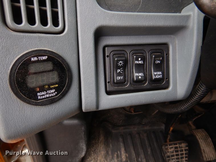 image for item DM7275 2006 International 7400  dump truck