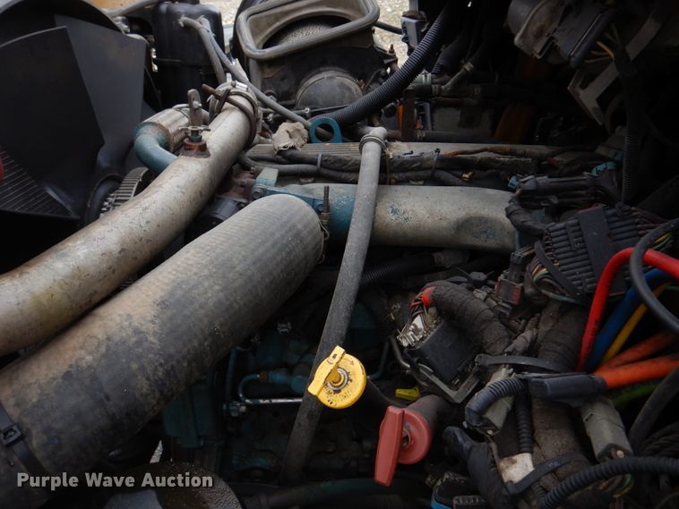 image for item DM7275 2006 International 7400  dump truck