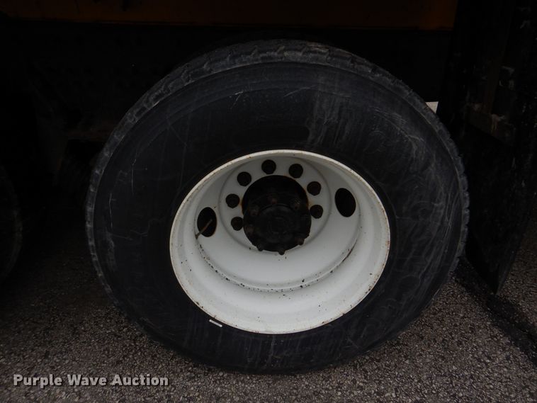 image for item DM7275 2006 International 7400  dump truck