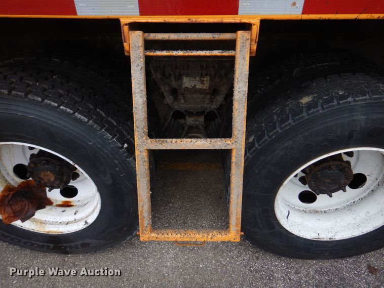 image for item DM7276 2011 International WorkStar 7500  dump truck