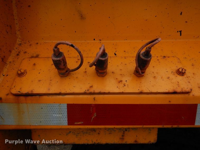 image for item DM7276 2011 International WorkStar 7500  dump truck