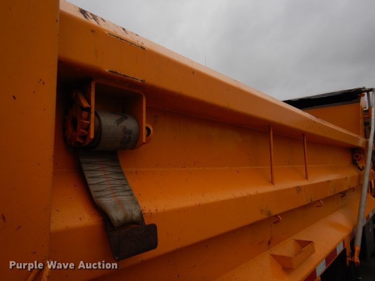 image for item DM7276 2011 International WorkStar 7500  dump truck