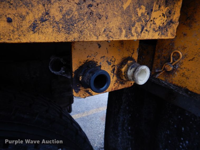 image for item DM7276 2011 International WorkStar 7500  dump truck