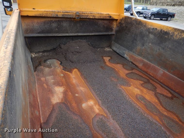 image for item DM7276 2011 International WorkStar 7500  dump truck