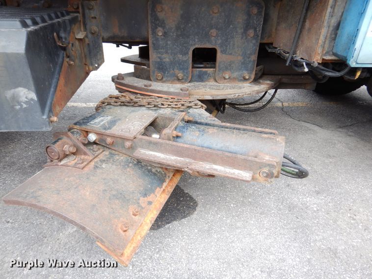 image for item DM7276 2011 International WorkStar 7500  dump truck