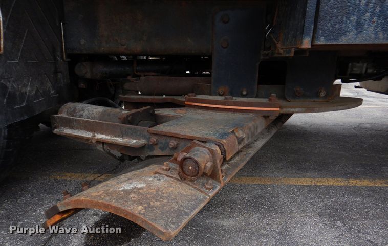 image for item DM7276 2011 International WorkStar 7500  dump truck