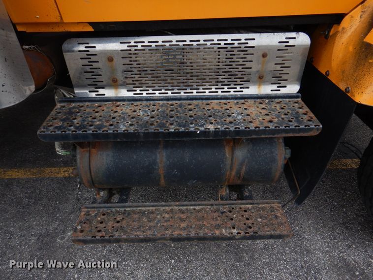 image for item DM7276 2011 International WorkStar 7500  dump truck