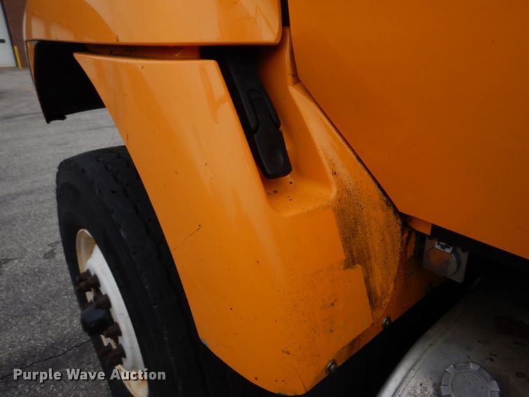 image for item DM7276 2011 International WorkStar 7500  dump truck