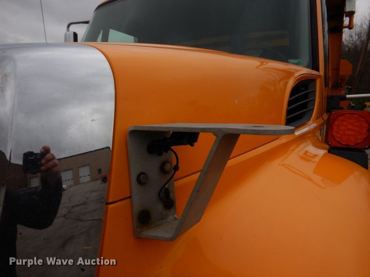 image for item DM7276 2011 International WorkStar 7500  dump truck