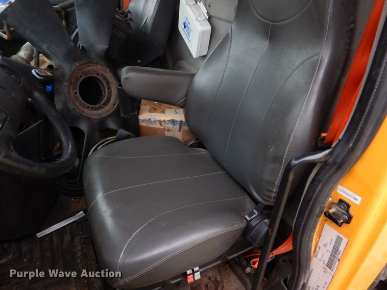 image for item DM7276 2011 International WorkStar 7500  dump truck