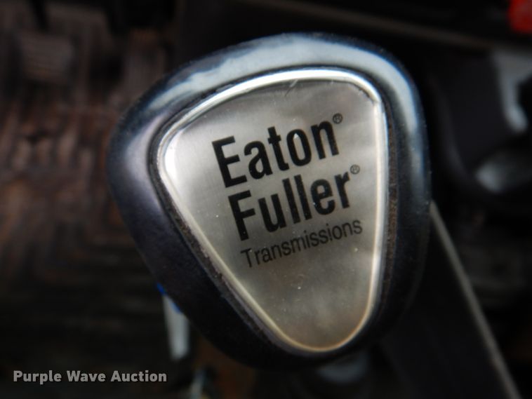 image for item DM7276 2011 International WorkStar 7500  dump truck