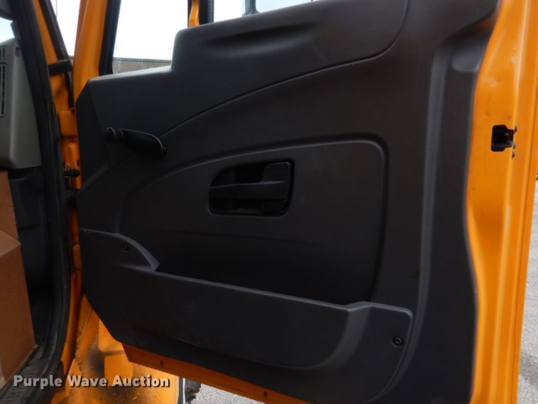 image for item DM7276 2011 International WorkStar 7500  dump truck