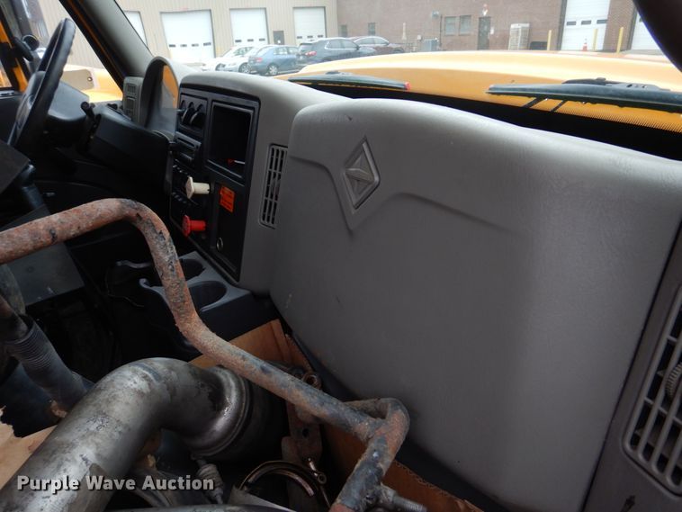 image for item DM7276 2011 International WorkStar 7500  dump truck