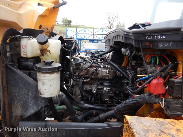 image for item DM7276 2011 International WorkStar 7500  dump truck