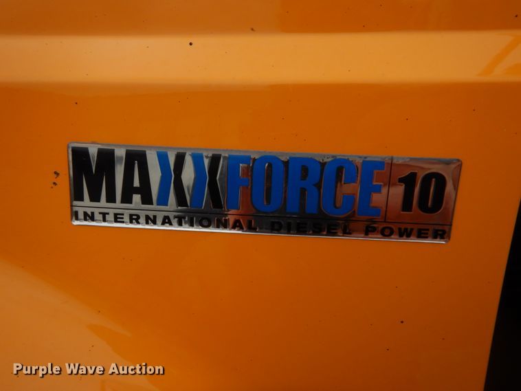 image for item DM7276 2011 International WorkStar 7500  dump truck