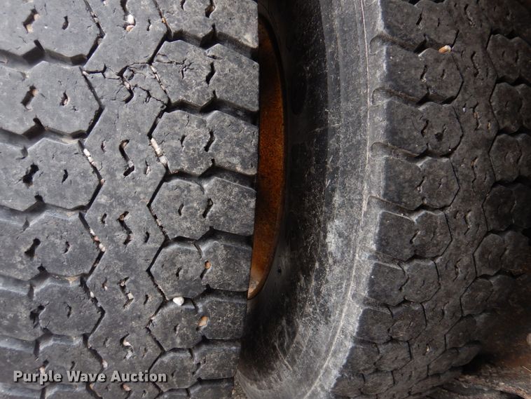 image for item DM7276 2011 International WorkStar 7500  dump truck