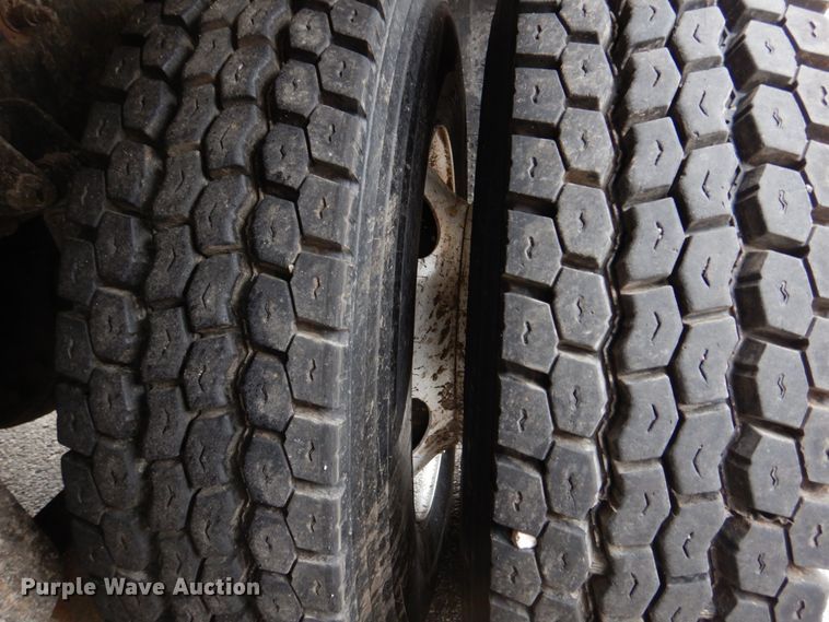 image for item DM7276 2011 International WorkStar 7500  dump truck